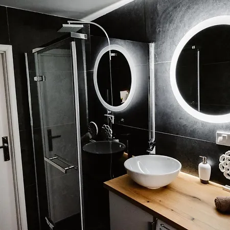 Ah Zizkova * Košice